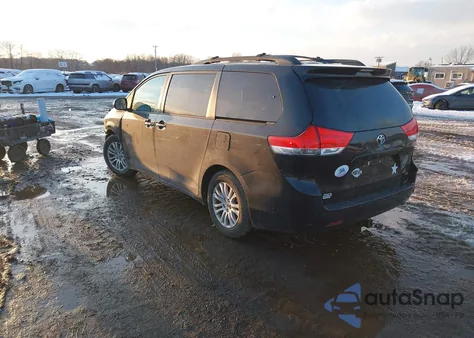 2014 Toyota Sienna Xle V6 8 Passenger из США, поврежденный, VIN 5TDYK3DC9ES432190